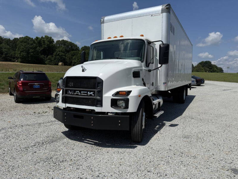 2023 Mack MD6