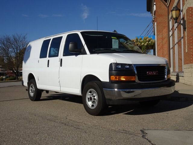 2023 GMC Savana 2500