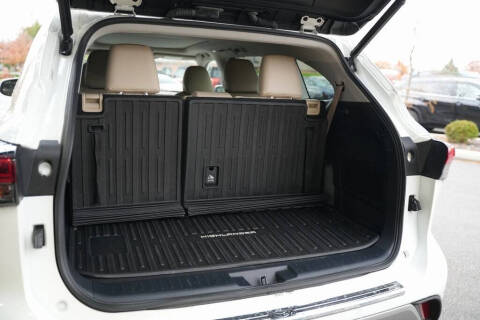 2021 Toyota Highlander Platinum