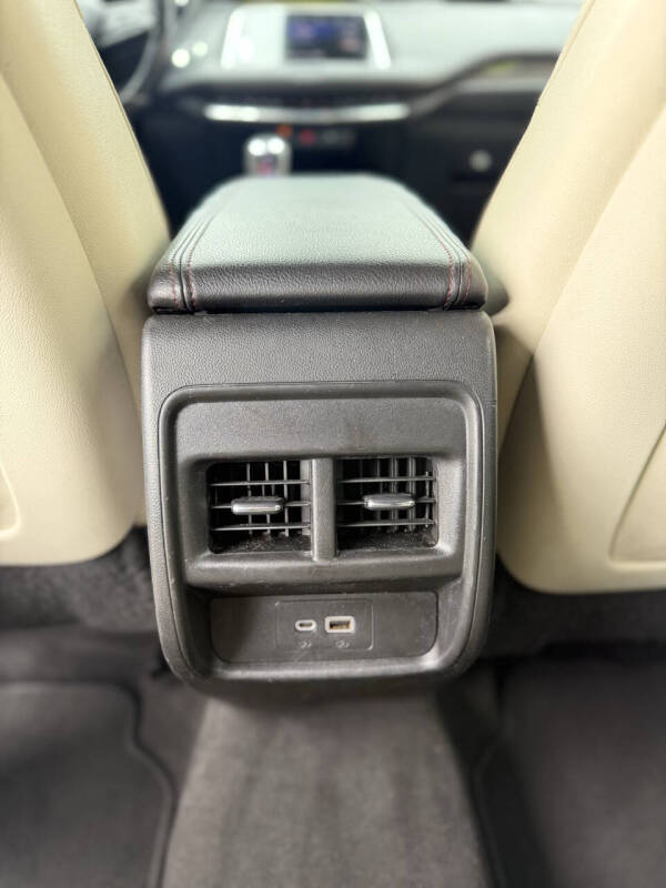 2019 Cadillac XT4 Sport