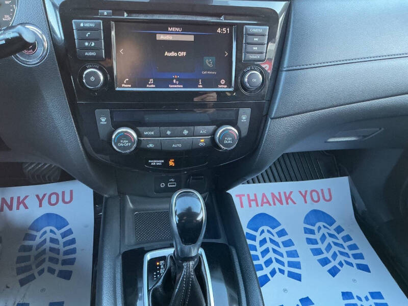 2019 Nissan Rogue SL