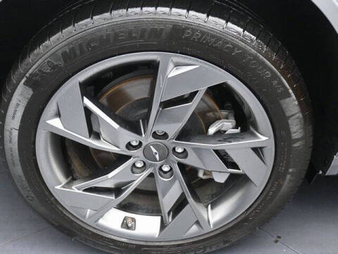 2023 Genesis Electrified GV70