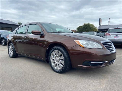 2013 Chrysler 200 for sale at HUFF AUTO GROUP in Jackson MI