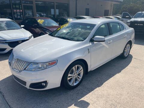 2011 Lincoln MKS