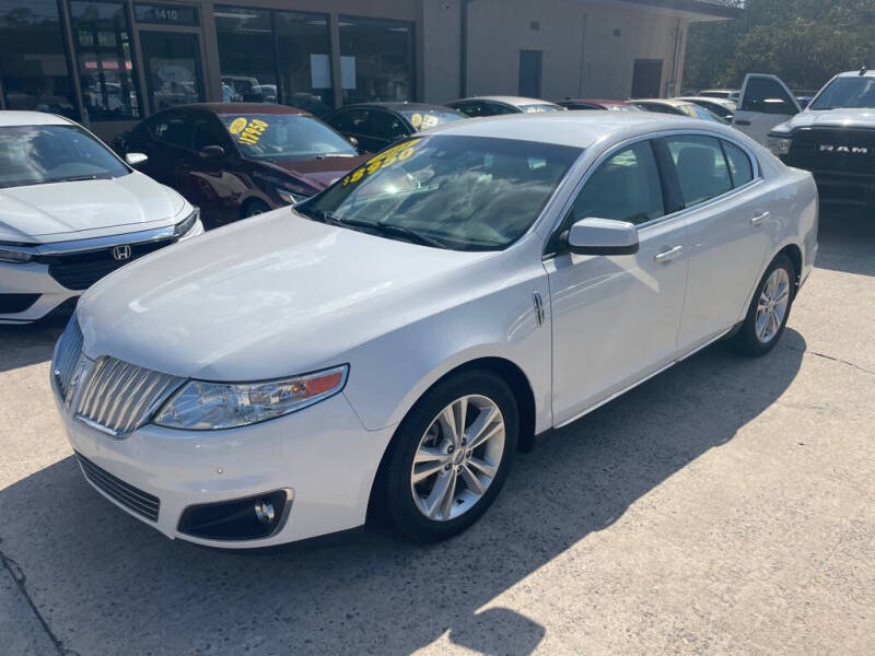 2011 Lincoln MKS