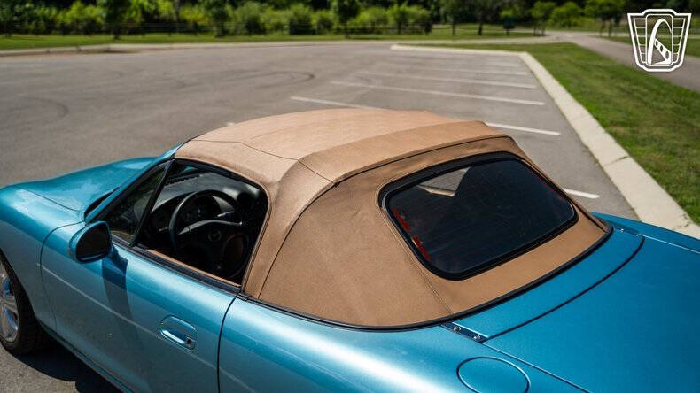 2001 Mazda MX-5 Miata
