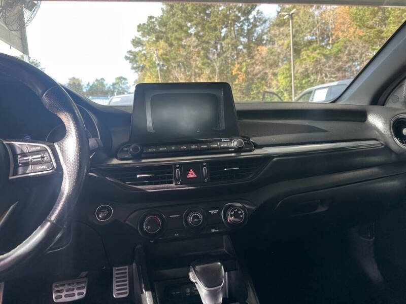 2020 Kia Forte GT Line