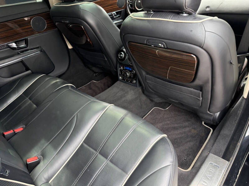 2011 Jaguar XJL