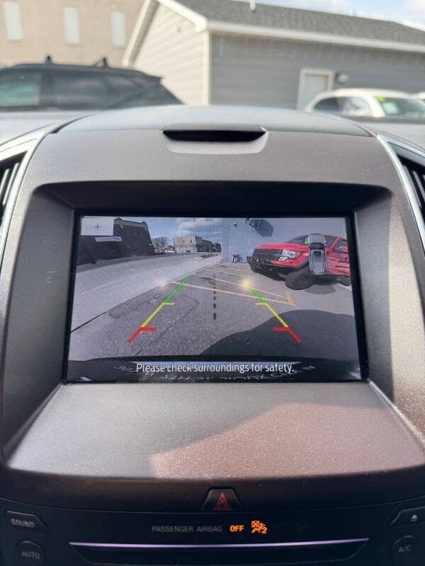 2019 Ford Edge Titanium