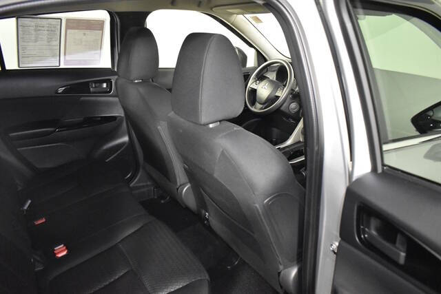 2024 Mitsubishi Eclipse Cross LE