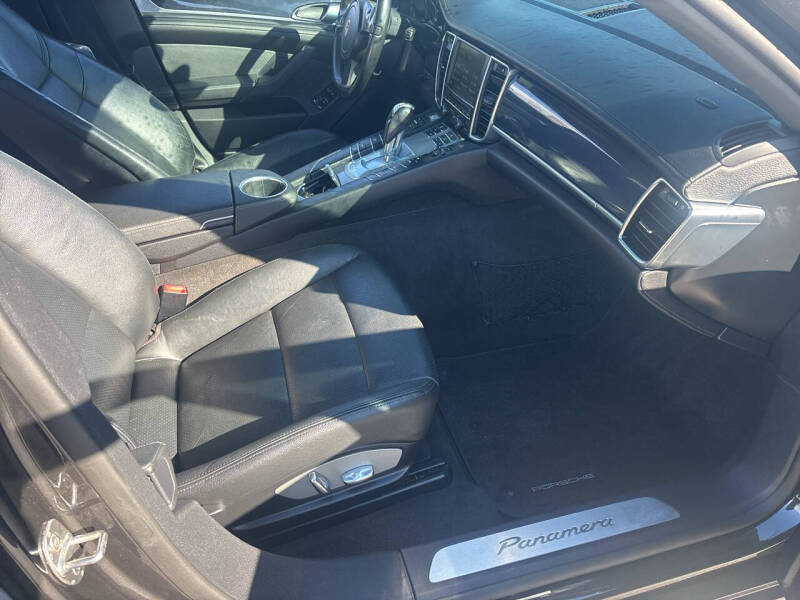 2012 Porsche Panamera