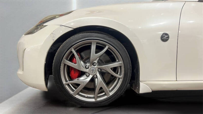 2015 Nissan 370Z Sport