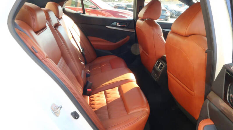 2019 Nissan Maxima Platinum