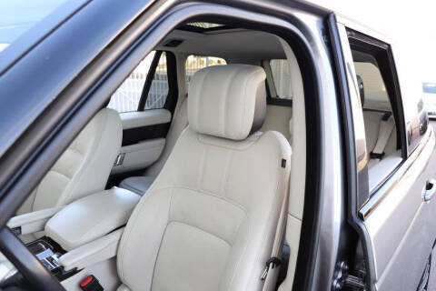 2020 Land Rover Range Rover P525 HSE