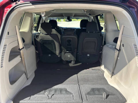 2017 Chrysler Pacifica Touring