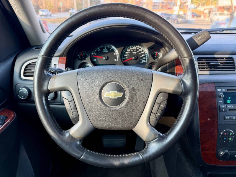 2012 Chevrolet Suburban LT