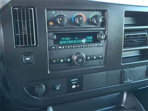 2024 Chevrolet Express 2500