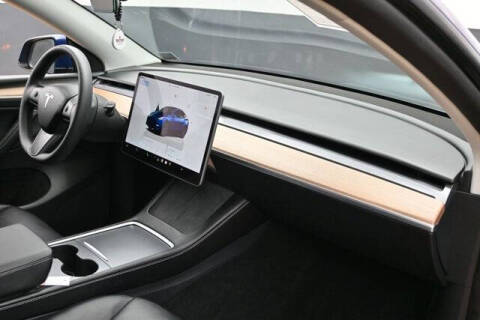 2025 Tesla Model Y Long Range