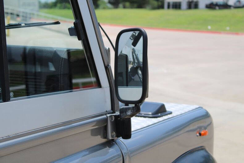 1988 Land Rover Defender