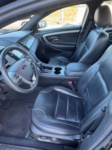 2019 Ford Taurus SEL