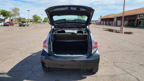 2016 Toyota Prius c Two