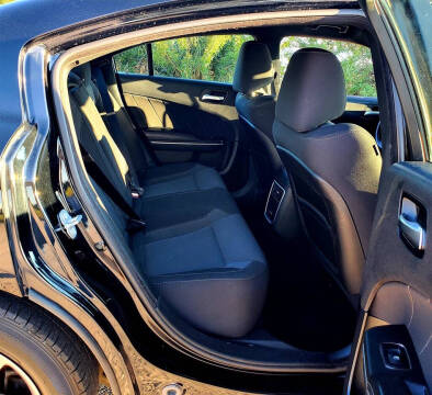 2017 Dodge Charger SXT