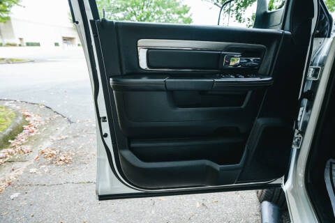 2018 RAM 3500 Laramie