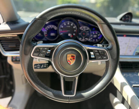 2019 Porsche Panamera