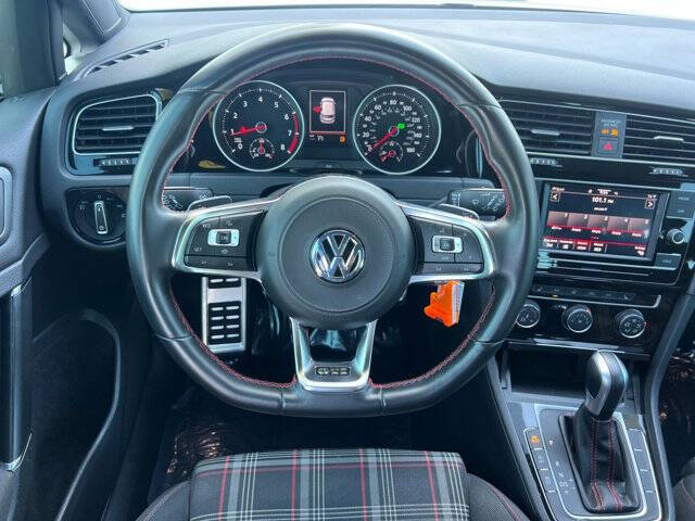 2020 Volkswagen Golf GTI S