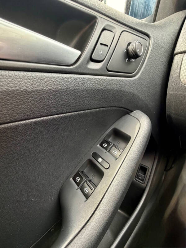 2015 Volkswagen Jetta