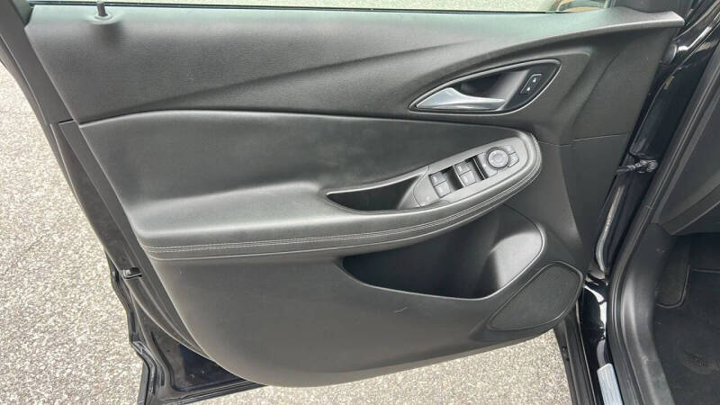 2020 Buick Encore GX Select