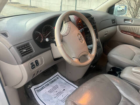 2004 Toyota Sienna