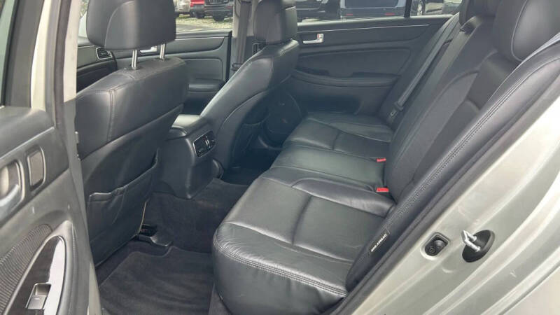 2012 Hyundai Genesis