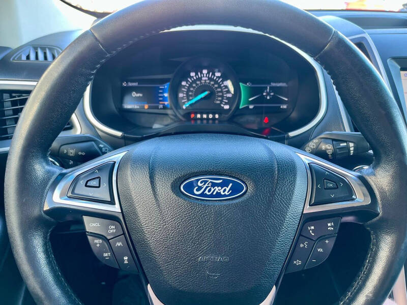 2020 Ford Edge SEL