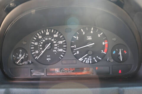 2001 BMW X5 4.4i