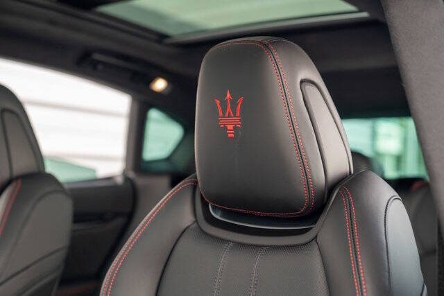 2024 Maserati Levante 12