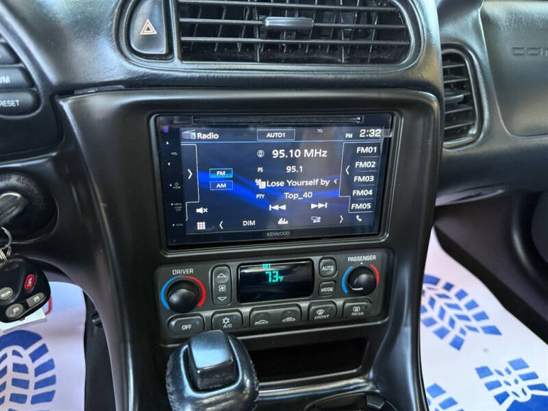 2004 Chevrolet Corvette