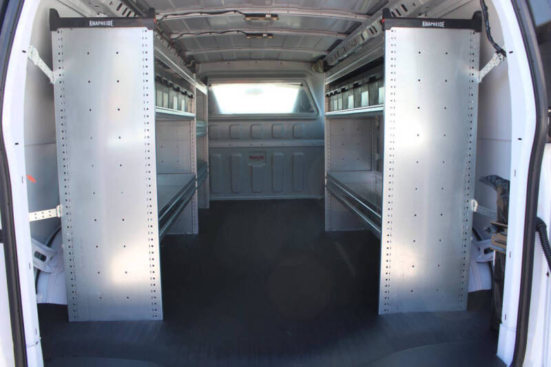 2026 Chevrolet Express 2500