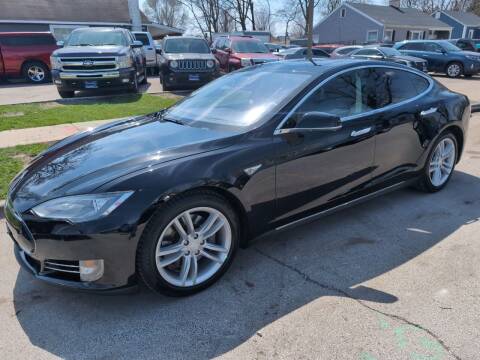 2014 Tesla Model S for sale at CPM Motors Inc in Elgin IL
