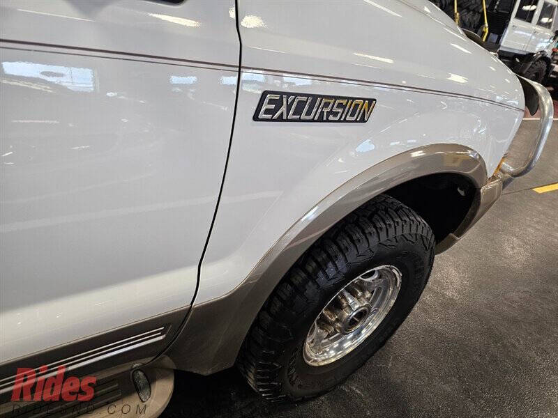 2004 Ford Excursion Eddie Bauer