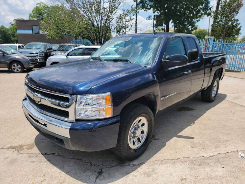 2009 Chevrolet Silverado 1500 for sale at DANNY AUTO SALES in Dallas TX