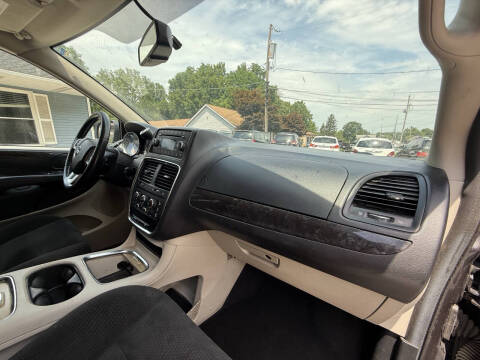 2016 Dodge Grand Caravan SXT Plus