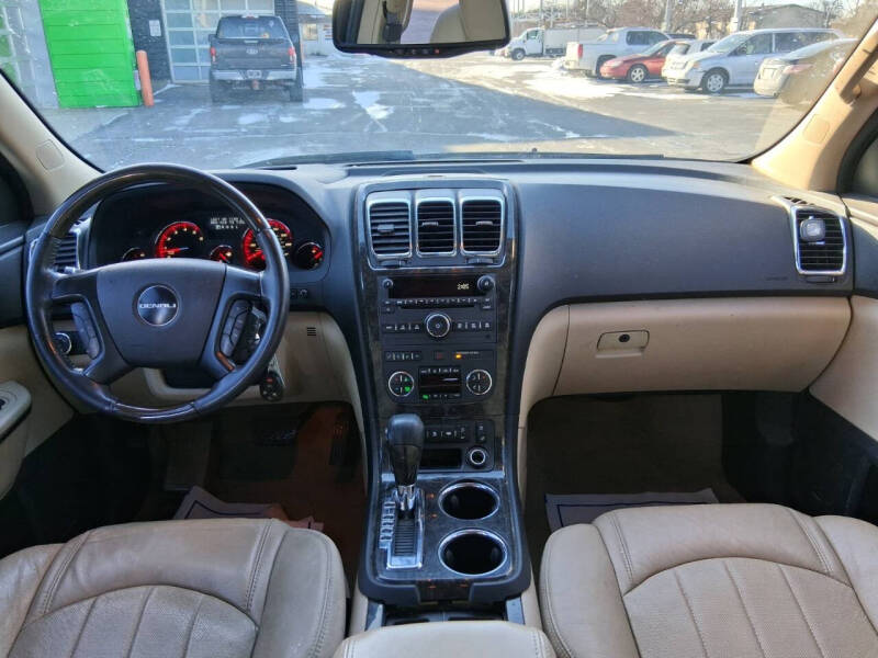 2011 GMC Acadia Denali