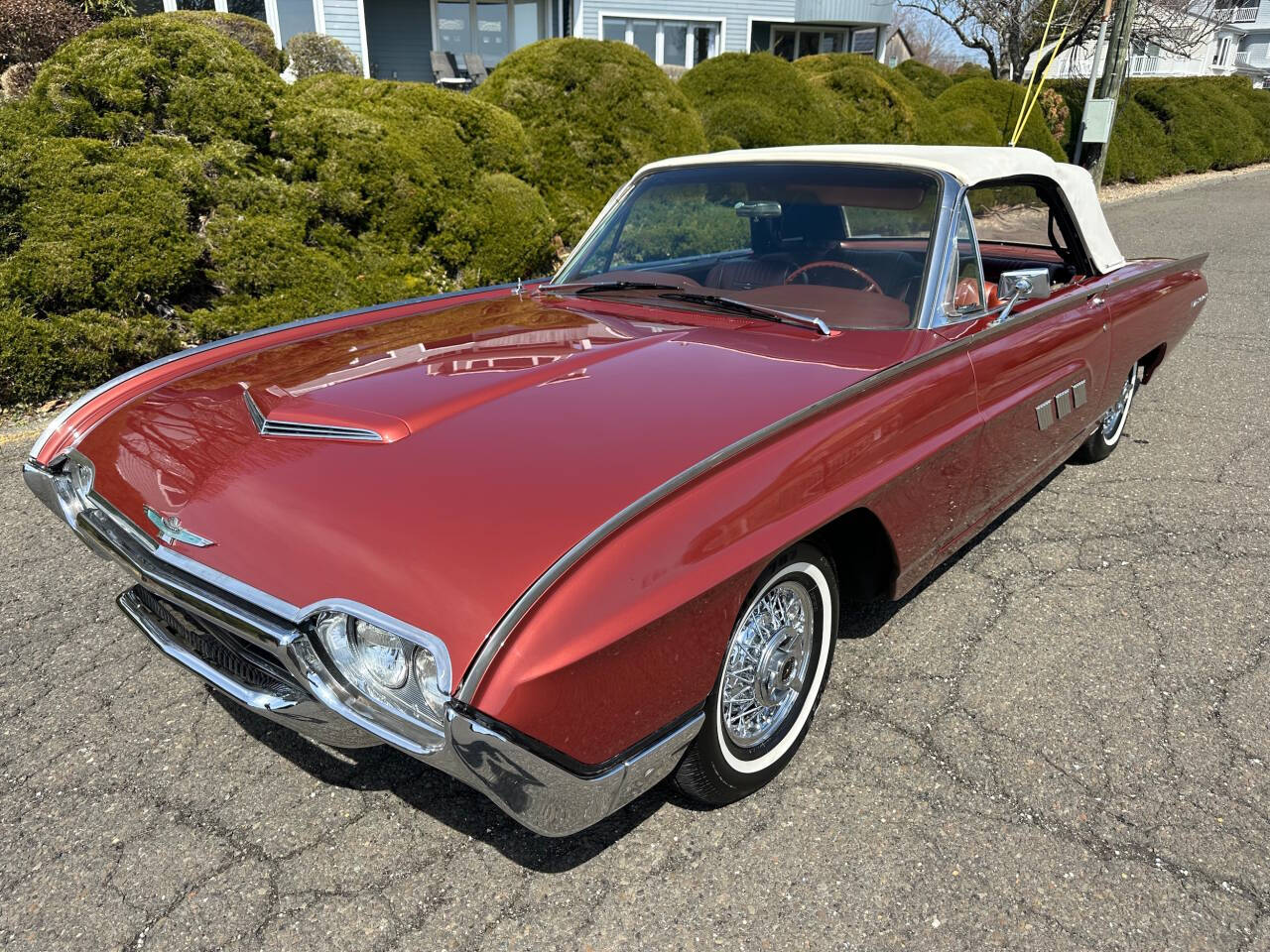 1963 Ford Thunderbird 11