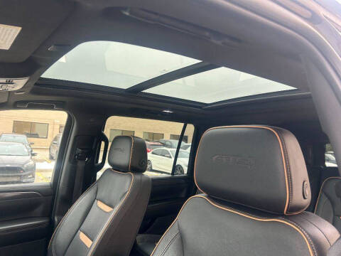 2023 GMC Yukon XL AT4