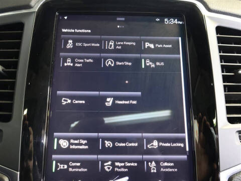 2020 Volvo XC90 T5 Momentum