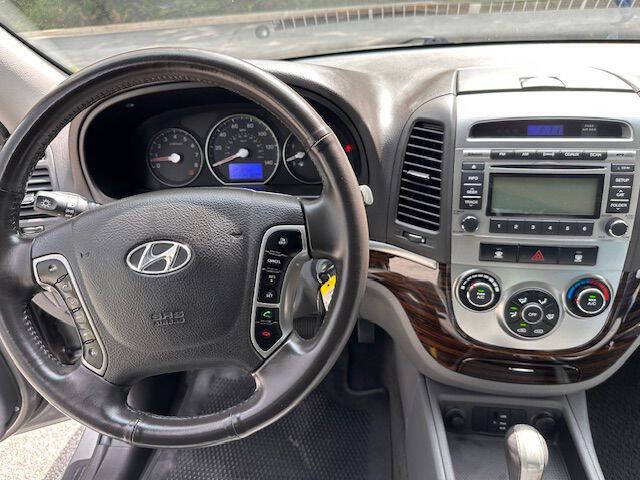 2011 Hyundai Santa Fe SE