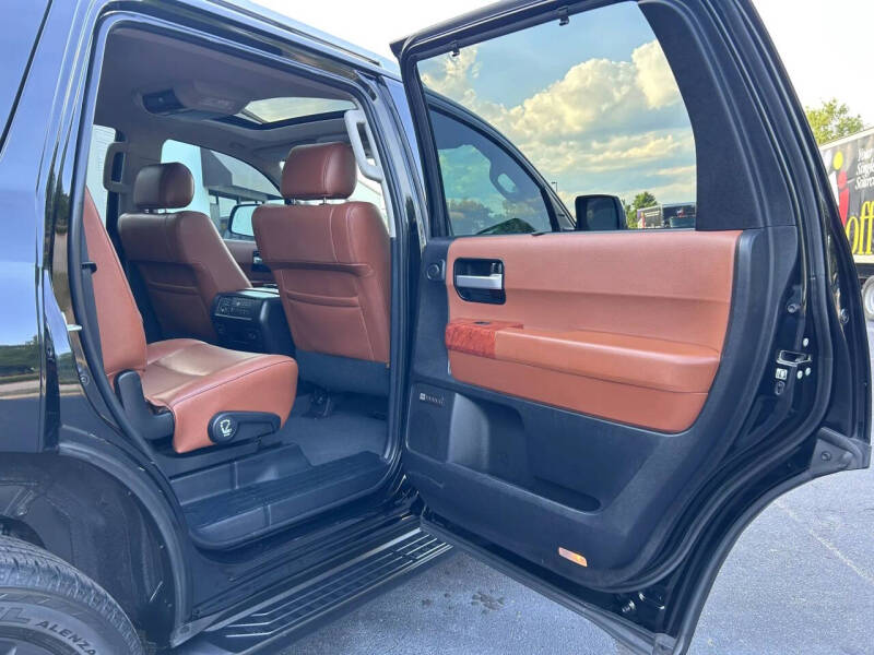 2020 Toyota Sequoia Platinum