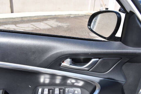 2025 Genesis G70