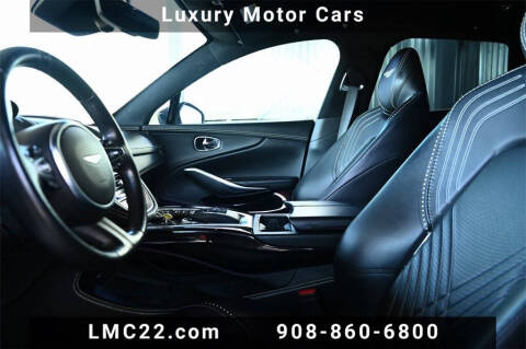 2021 Aston Martin DBX